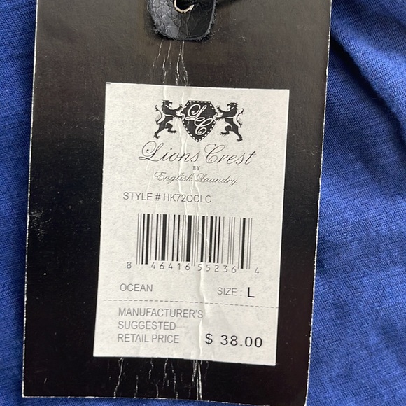 Lions Crest mens Tee - Picture 3 of 3